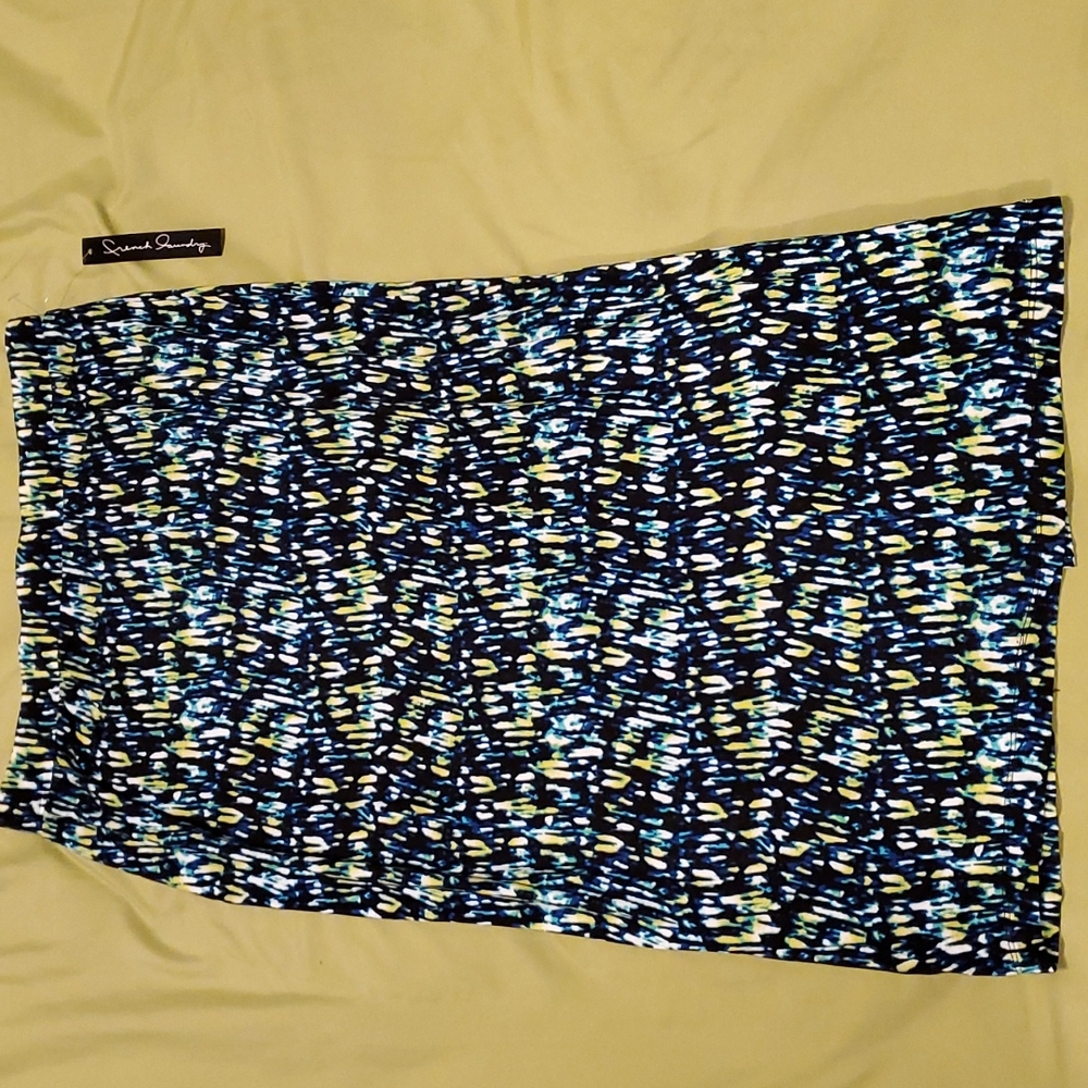 French Laundry Pull On Skirt Size M NWT